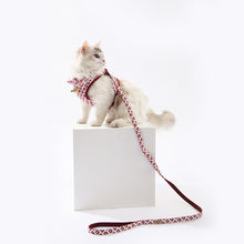 Load image into Gallery viewer, HiFuzzyPet Fashionable Cat Harness and Leash Set - Escape Proof Cat Dog Walking Harness