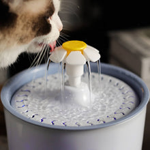 Load image into Gallery viewer, HiFuzzyPet Flower Cat Water Fountain, 67oz/2.0L