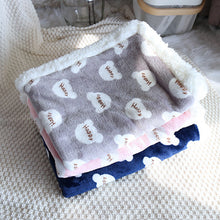 Load image into Gallery viewer, HiFuzzyPet Warm Dog Blanket