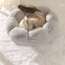 Load image into Gallery viewer, HiFuzzyPet Calming Cozy Donut Cat Bed
